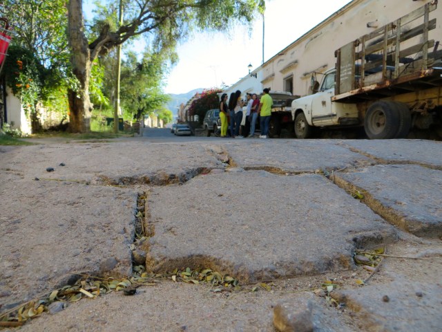 A pyramidal tope in an older part of Alamos. 